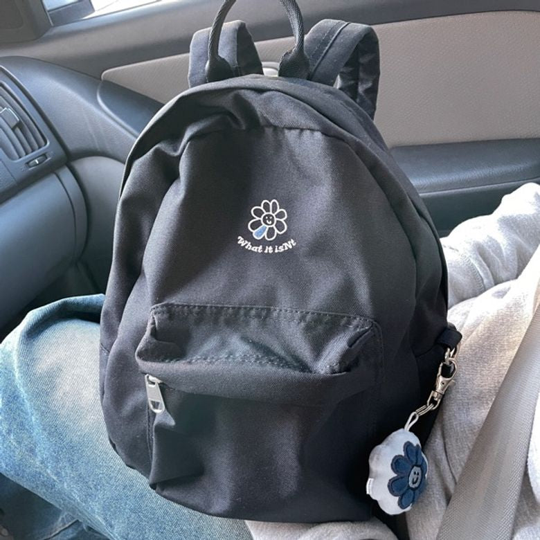 🇰🇷 What it isNt ✿✿ mini backpack