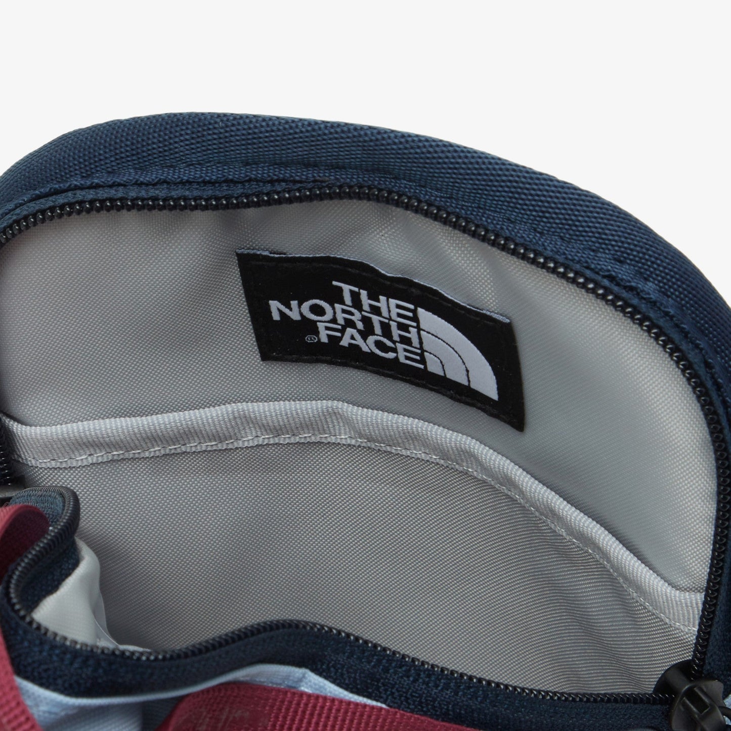 .🇰🇷 THE NORTH FACE ☆ ★. BREEZE 斜孭包