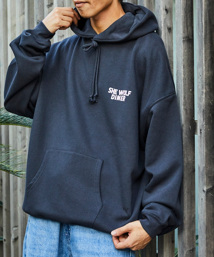 別注 🇯🇵 SHE WOLF DINER× FREAK'S STORE《back print PO hoodie 》