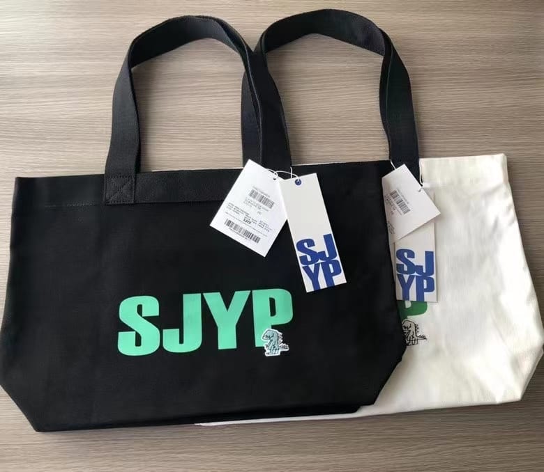 .🇰🇷 SJYP 🦕 Dino Canvas Bag