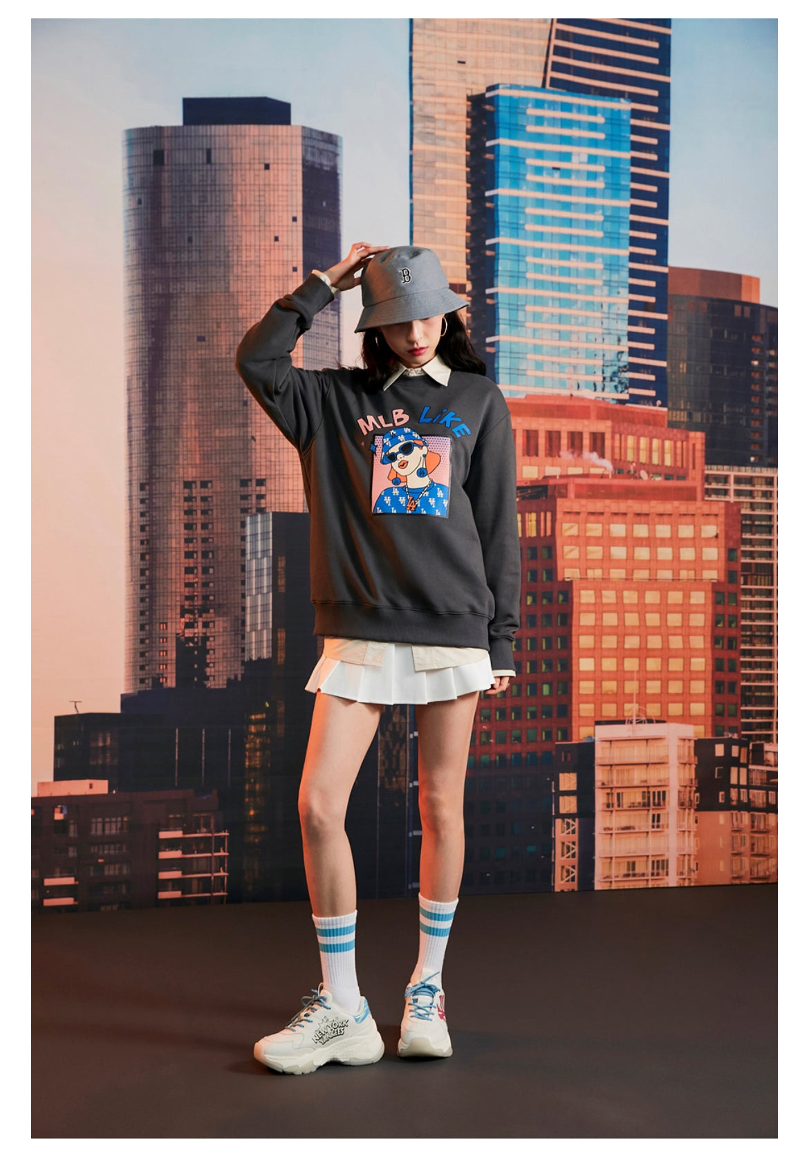 🇰🇷 MLB / Cartoon Girl Sweater