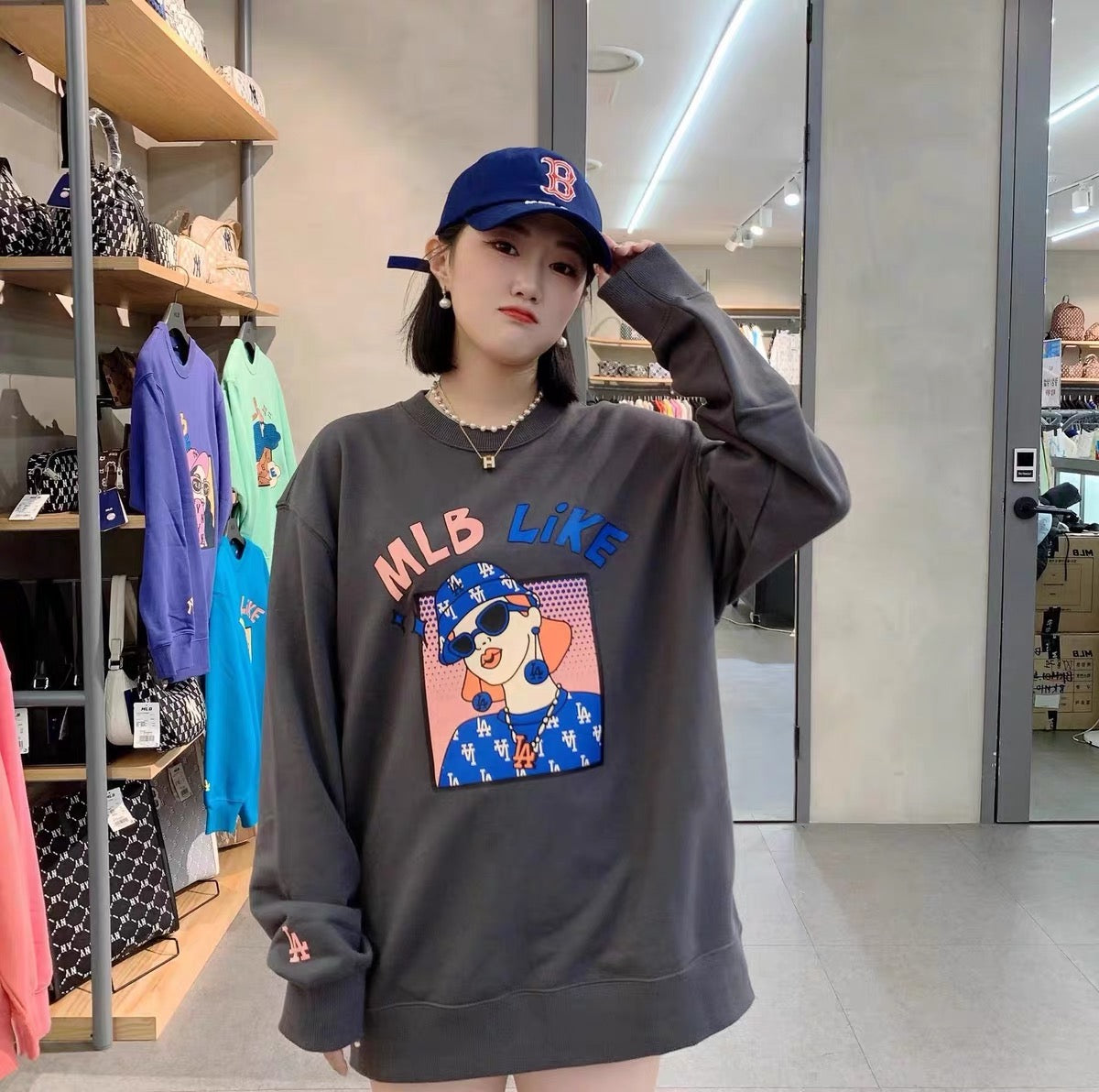 🇰🇷 MLB / Cartoon Girl Sweater